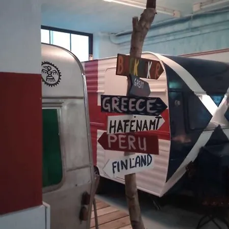 Hafentraum Indoorcampinghostel Brema