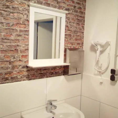 Hafentraum Indoorcampinghostel Brême