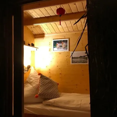 Хостел Hafentraum Indoorcampinghostel *
