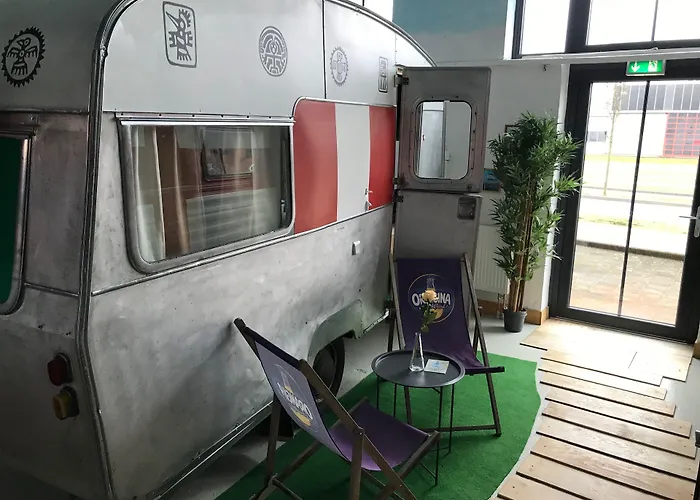 Hafentraum Indoorcampinghostel Vandrarhem Bremen