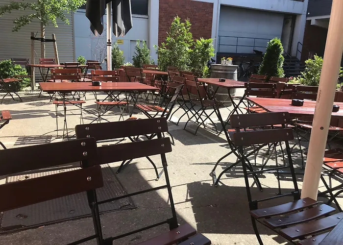 Hafentraum Indoorcampinghostel Bremen