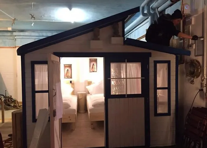 Hafentraum Indoorcampinghostel Vandrarhem Bremen