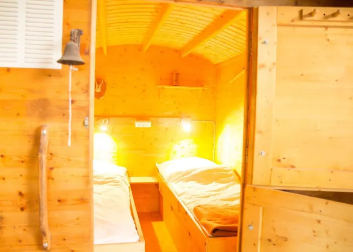 Hafentraum Indoorcampinghostel Hostel