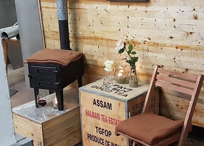 Hafentraum Indoorcampinghostel * Bremen