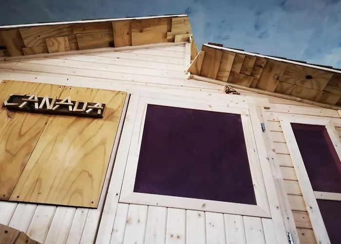 Hafentraum Indoorcampinghostel Hostel