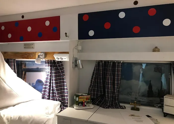 Hafentraum Indoorcampinghostel Vandrarhem *